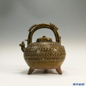 CB003 疑 戰國時期原始青瓷印紋三足提梁盉