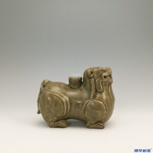 EB020 晉代越窯土青瓷獅形燈台