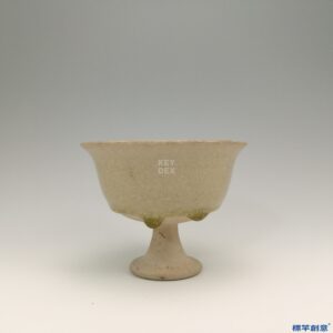 EG001 北齊相州窯米白釉平底高足杯