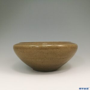 EG003 南北朝越窯土青瓷佛教食具歛口缽形碗