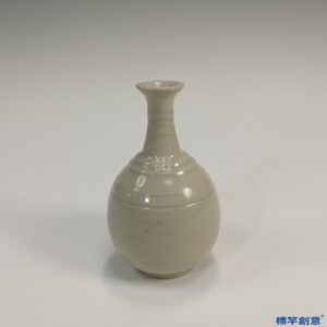 FB013 唐代邢窯米白釉細頸玉壺春瓶