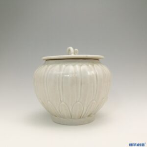 GA006 宋代湖田窯青白瓷刻蓮瓣紋帶蓋供水鉢