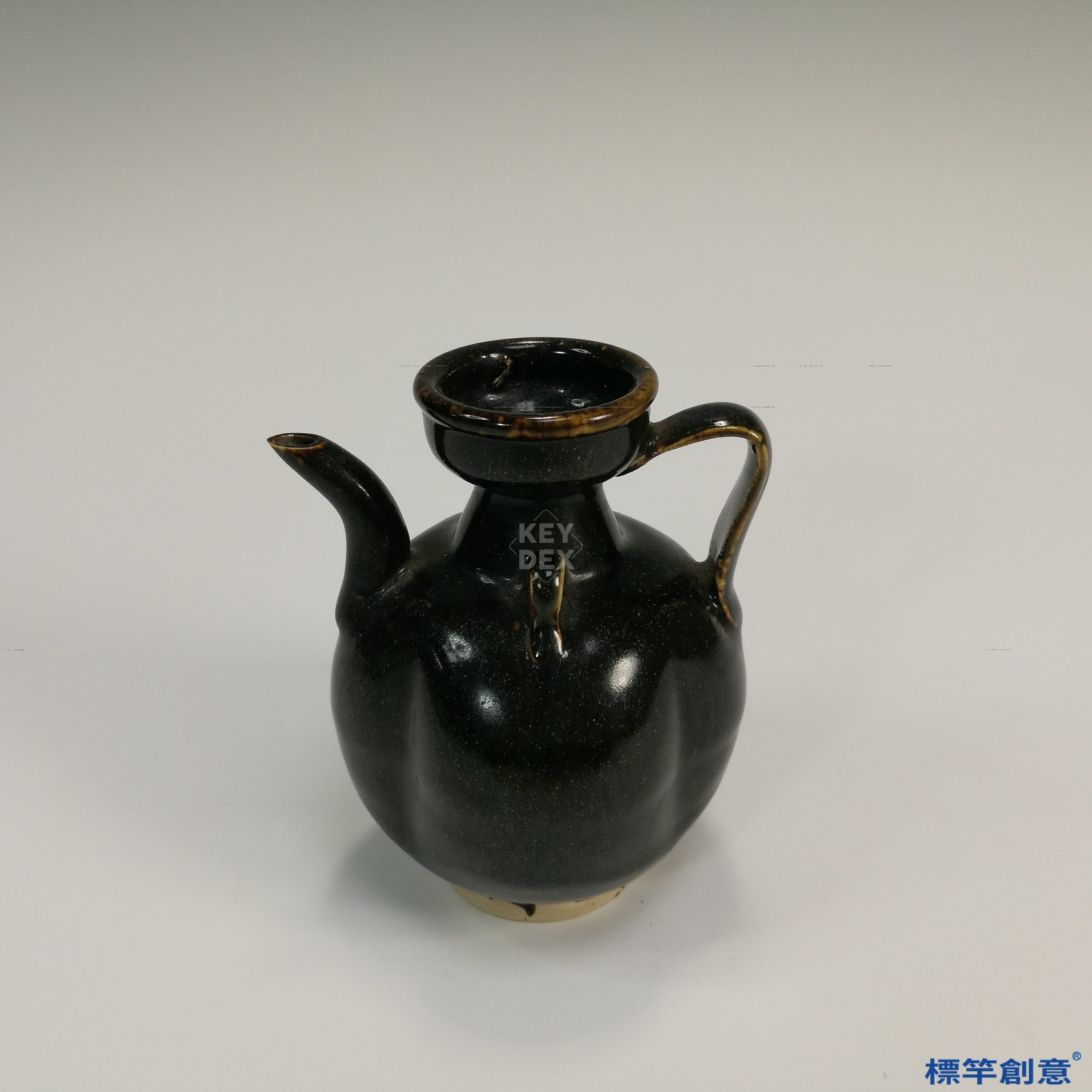 GA012 宋代磁州窯黑釉瓷執壺- 標竿創意陶瓷社教公益網