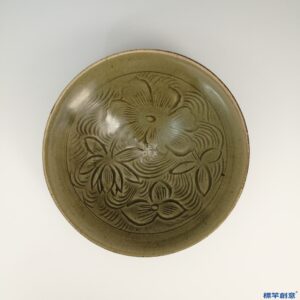 GE005 金代耀州窯土青瓷刻蓮花紋盤