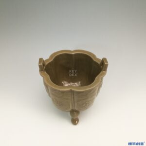 GE009 金代耀州窯土青瓷印花雙耳鼎式香爐