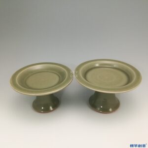 HA025 元代龍泉窯青瓷高足供盤一對