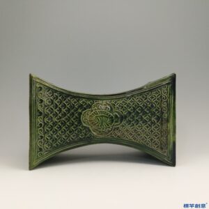 GA031 宋代磁州窯綠釉刻銅錢紋求財瓷枕