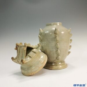 GB025 北宋景德鎮窯青白瓷貼塑穀穗紋宮蓋穀倉罐魂瓶