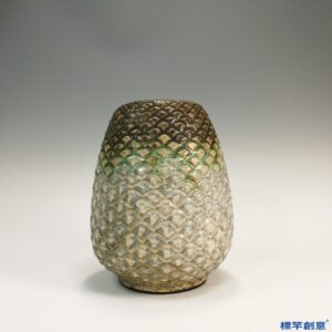KK012 20世紀中北投窯米黃釉塑鳳梨形花瓶花器