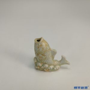 GC137 南宋湖田窯青釉瓷鯉魚型硯滴