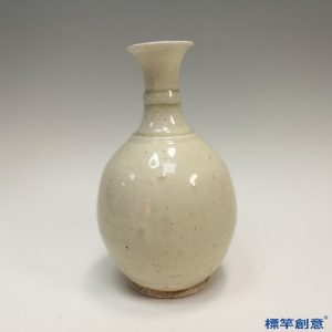 FA008 隋代相州窯白釉瓷具淨瓶頸環款玉壺春瓶