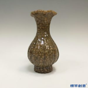 GC159 南宋哥窯黃釉瓷花口瓶