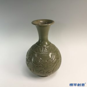 GB112 北宋耀州窯青釉瓷刻龍紋玉壺春瓶