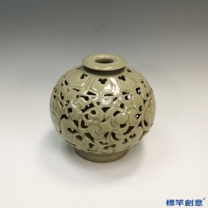 GE019 金代耀州窯青瓷刻花鏤空嘟嚕瓶半梅瓶