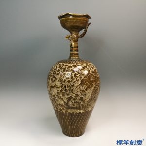 GB154 北宋定窯柿紅釉仿西亞文化刻花鳳首壺