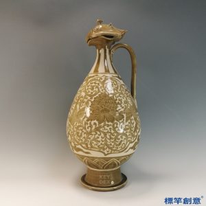 GB176 北宋定窯米白釉彩繪鷹嘴壺