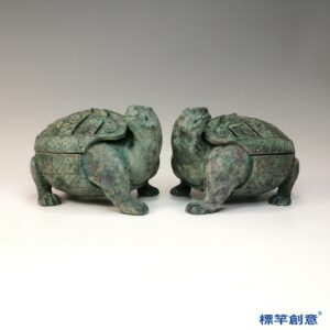 BB053 商周時期青銅器雲雷紋龜形香熏一對