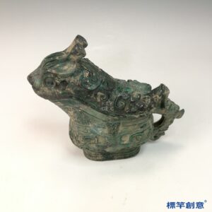 BB069 疑 商周時期青銅器夔龍雲雷紋鹿形小觥