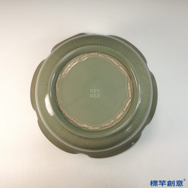 FC078 五代越窯青瓷刻蓮瓣紋花口魚缸：圖片 4