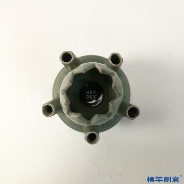GC223 南宋晚期龍泉窯青瓷蓮花口五管瓶花器：圖片 3