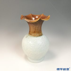 GC226 南宋湖田窯青白瓷柿紅花口刻花瓶