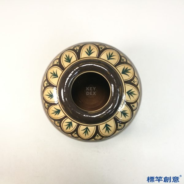 GC229 南宋吉州窯褐釉繪纏枝紋加彩紅花罐：圖片 3