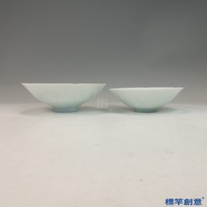 GC230 南宋湖田窯青白瓷刻嬰戲紋葵口薄胎碗一對