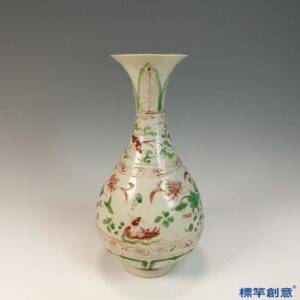 HA099 元晚期景德鎮窯紅綠彩繪荷塘水禽紋玉壺春瓶