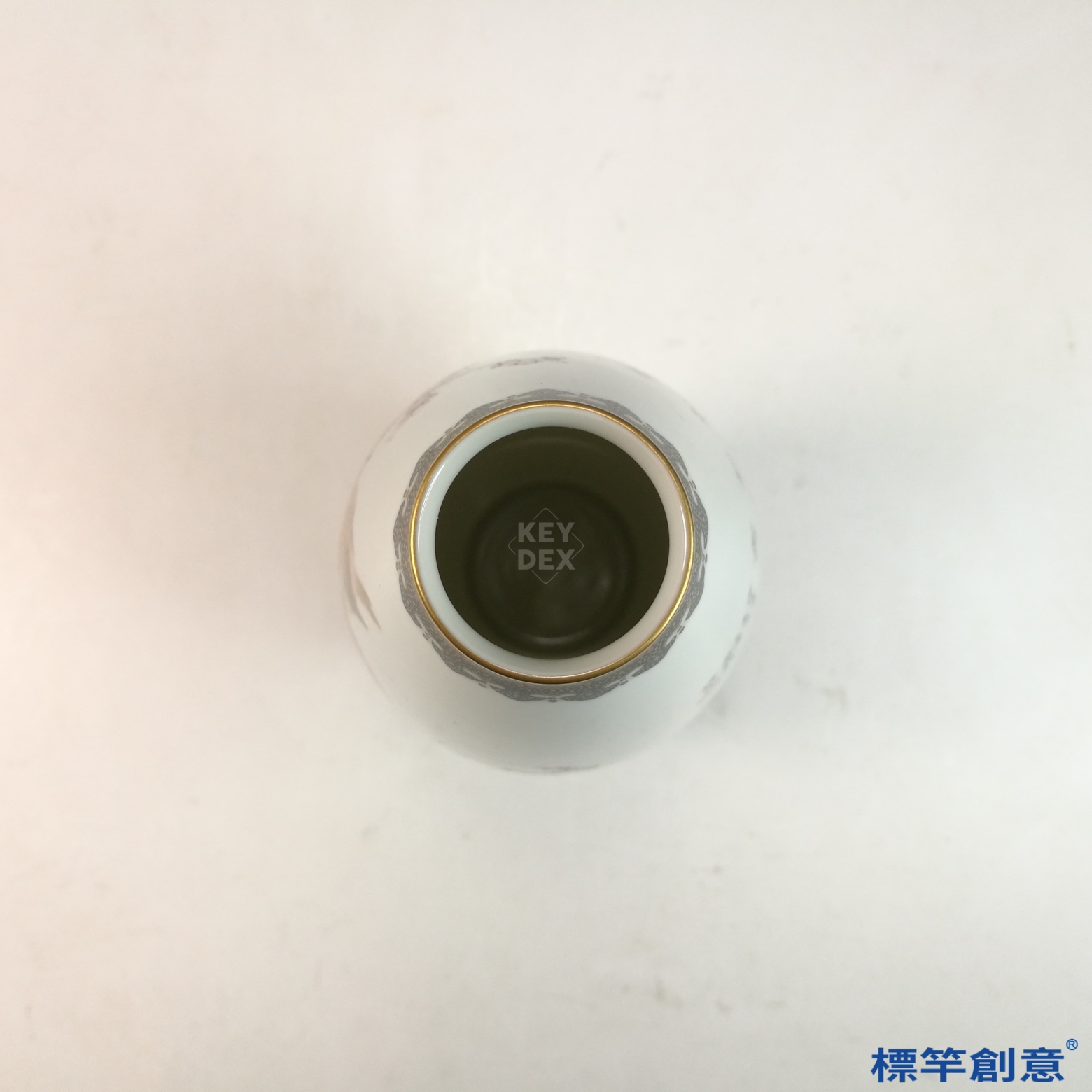 IA070 清乾隆官窯琺瑯彩繪花鳥紋橄欖瓶:圖片 3