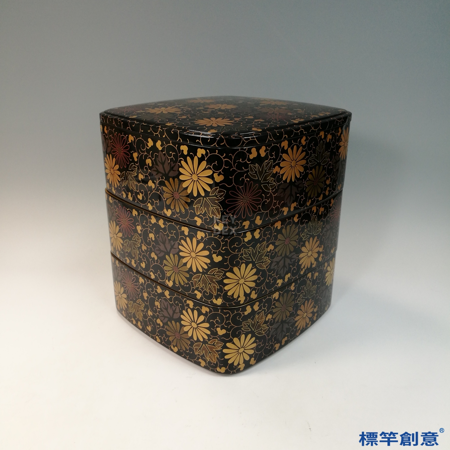 JJ024 日本大正時期黑漆菊唐草蒔繪三段重箱