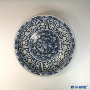 HA101 元代景德鎮窯青花繪纏枝蓮紋雙鶴大盤