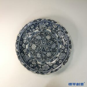 HA102 元代景德鎮窯青花繪花卉紋葵口大盤