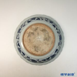 HA102 元代景德鎮窯青花繪花卉紋葵口大盤