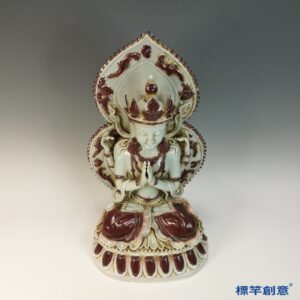 HA104 元晚期湖田窯白地釉紅四臂觀世音菩薩坐像