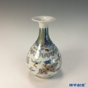 HB108 明中晚期鬥彩成化款雲鳳紋玉壺春瓶