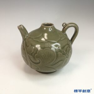 GB198 北宋耀州窯褐青瓷剔花卉紋執壼