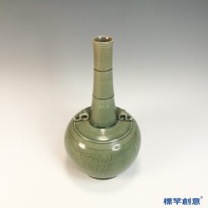 FC090 五代越窯青瓷雙繫直頸瓶