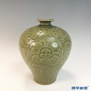 GB200 北宋耀州窯青瓷刻飛鳳牡丹紋梅瓶