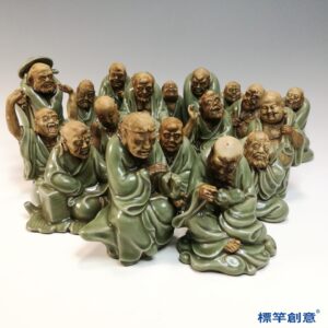 HA109 元代龍泉窯青釉露胎十八羅漢人物像一組