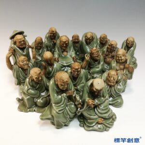 HA109 元代龍泉窯青釉露胎十八羅漢人物像一組