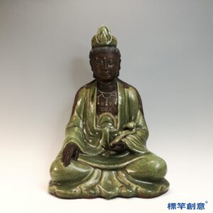 HB154 明代龍泉窯青瓷蟬翼紋觀音坐像