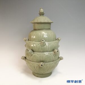 FC096 五代越窯多獸首蓮瓣穀倉罐