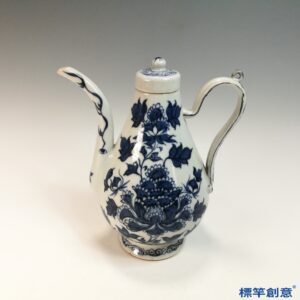 HA113 元代青花繪纏枝牡丹紋執壺