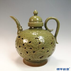 GB215 北宋耀州窯青瓷鏤空刻龍紋執壺