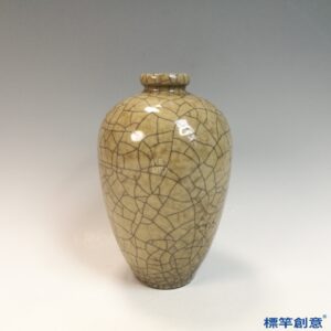 GC264 南宋哥窯系米黃釉冰裂紋梅瓶