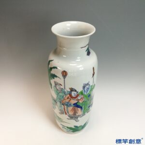 IA112 清康熙五彩繪三國人物撇口筒式瓶